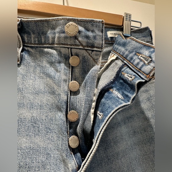 Denim Forum - The Arlo High Rise Straight Jean - Picture 3 of 5